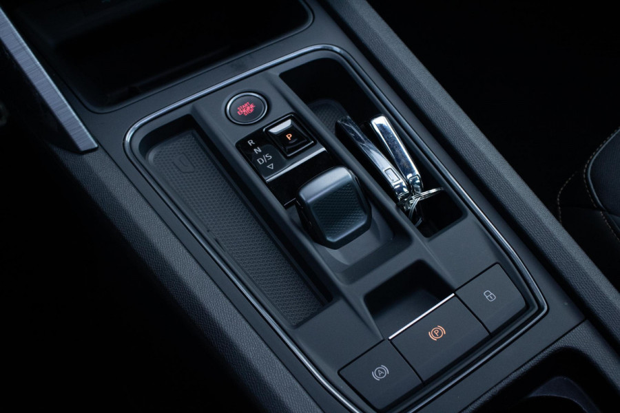 CUPRA Formentor 1.4 e-Hybrid VZ Copper Edition PANO 360 Camera Keyless Stoelverwarming ACC