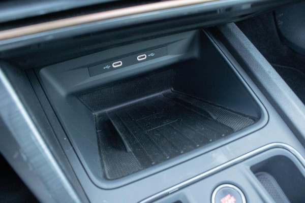 CUPRA Formentor 1.4 e-Hybrid VZ Copper Edition PANO 360 Camera Keyless Stoelverwarming ACC
