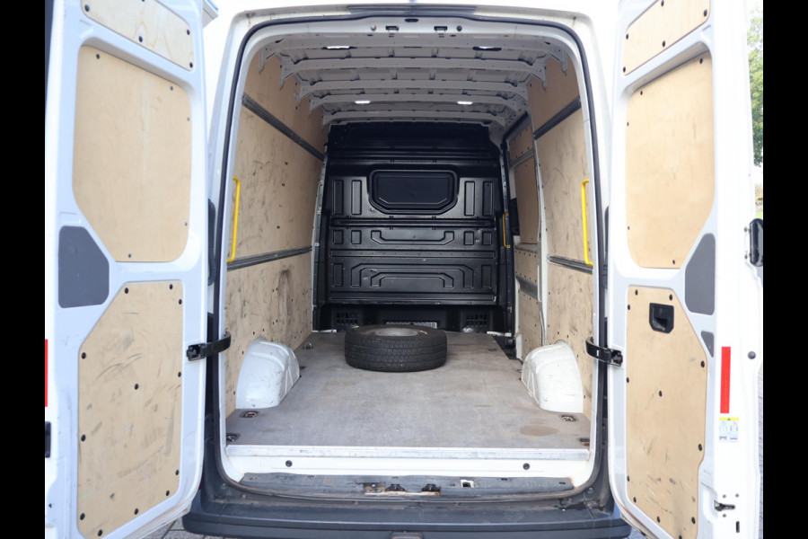 Volkswagen Crafter 35 2.0 TDI 177 PK 4MOTION 4X4 AUT. L3H3 + LED | 3500 KG TREKHAAK | CLIMATE | CAMERA | CARPLAY