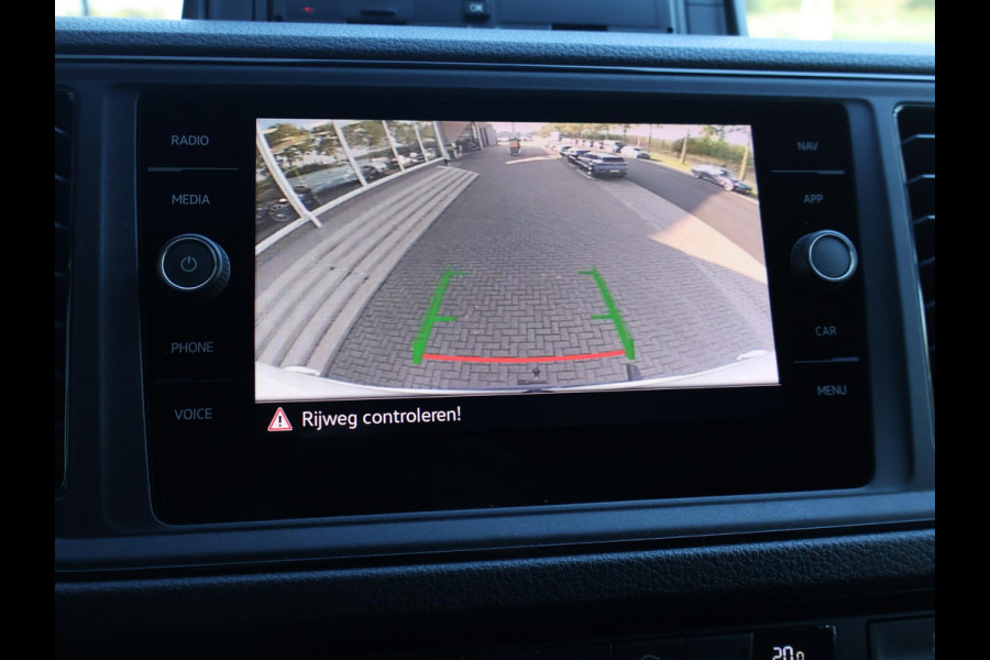 Volkswagen Crafter 35 2.0 TDI 177 PK 4MOTION 4X4 AUT. L3H3 + LED | 3500 KG TREKHAAK | CLIMATE | CAMERA | CARPLAY