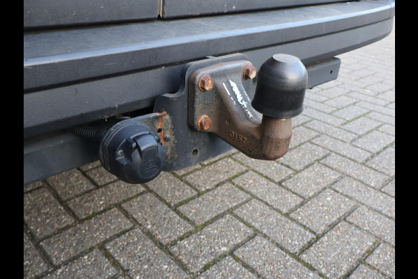 Volkswagen Crafter 35 2.0 TDI 177 PK 4MOTION 4X4 AUT. L3H3 + LED | 3500 KG TREKHAAK | CLIMATE | CAMERA | CARPLAY