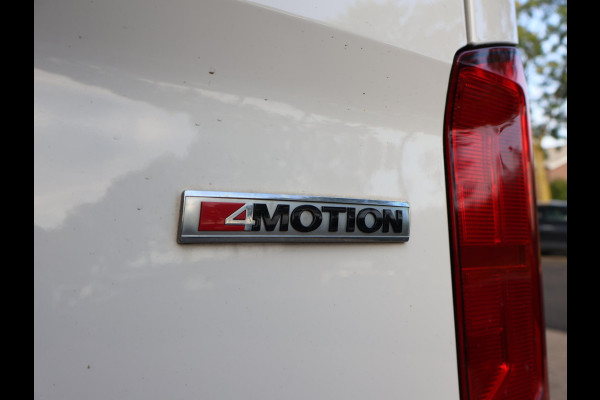 Volkswagen Crafter 35 2.0 TDI 177 PK 4MOTION 4X4 AUT. L3H3 + LED | 3500 KG TREKHAAK | CLIMATE | CAMERA | CARPLAY