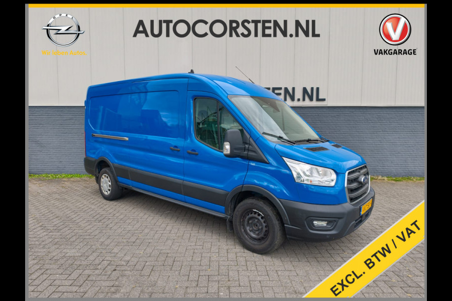 Ford Transit 350 2.0TDCI 130PK L3H2 3-Pers. Camera Navi Trekhaak MHEV Hybride Stoelverwarming Voorruitverwarming Pdc MHEV RWD EURO6 Cruise Control 2.750KG Trekgewicht 2.750KG Trekgewicht 1e Eigenaar