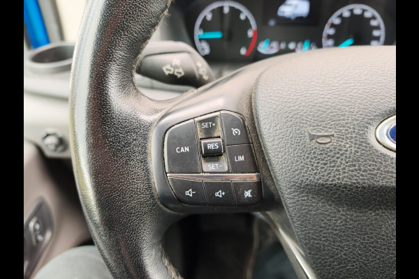 Ford Transit 350 2.0TDCI 130PK L3H2 3-Pers. Camera Navi Trekhaak MHEV Hybride Stoelverwarming Voorruitverwarming Pdc MHEV RWD EURO6 Cruise Control 2.750KG Trekgewicht 2.750KG Trekgewicht 1e Eigenaar