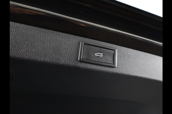 Škoda Karoq 1.5 TSI ACT Sportline Business 150 pk Automaat (DSG) | Verlengde garantie | Navigatie via App | Parkeersensoren | Achteruitrijcamera | Adaptieve cruise control | Stoelverwarming v/a | Verwarmde voorruit |