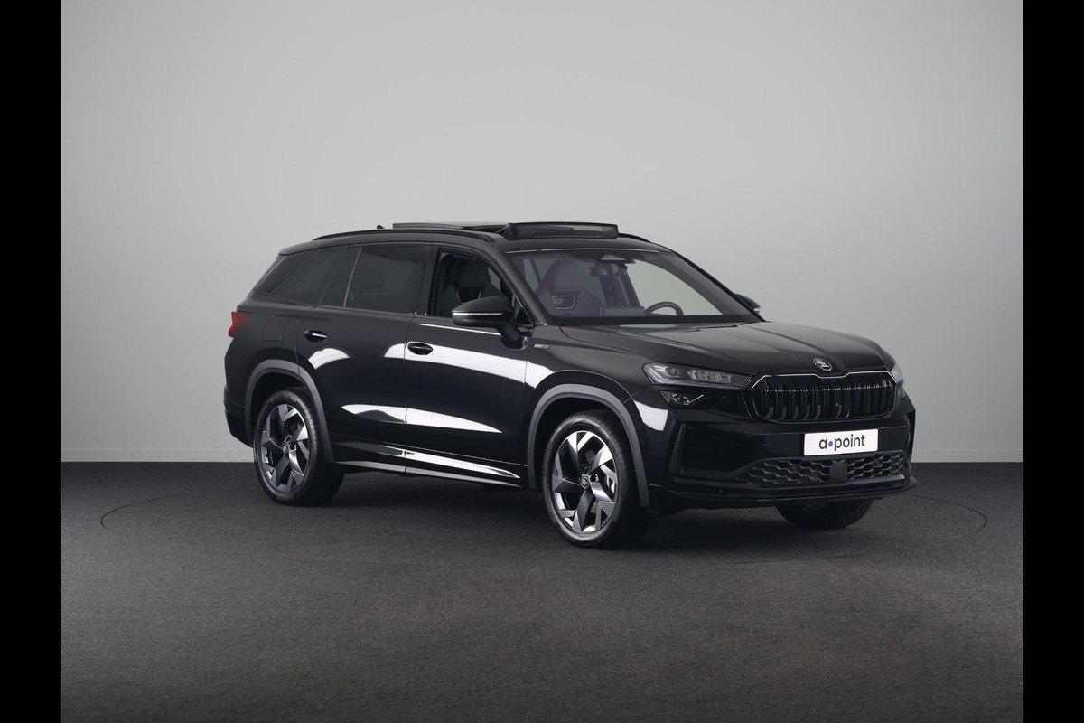 Škoda Kodiaq 1.5 TSI PHEV Sportline Business 204 pk Automaat (DSG) | Verlengde garantie | Navigatie | Panoramadak | Trekhaak (wegklapbaar) | Parkeersensoren | Achteruitrijcamera | Adaptieve cruise control | Stoelverwarming v/a |