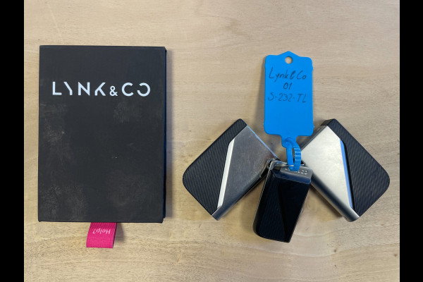 Lynk & Co 01 1.5|PHEV|NL-AUTO|NAP|BLUE|PANO|ACC|CAMERA|ANDROID/CARPLAY|STOELVERW|INFINITY AUDIO|MEMORY|ELEK. A-KLEP + INTERIEUR|