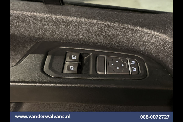 Renault Trafic 2.0 Blue dCi 130pk L2H1 Euro6 Airco | Apple Carplay | LED | 2500kg Trekhaak | Cruisecontrol Parkeersensoren, Bijrijdersbank