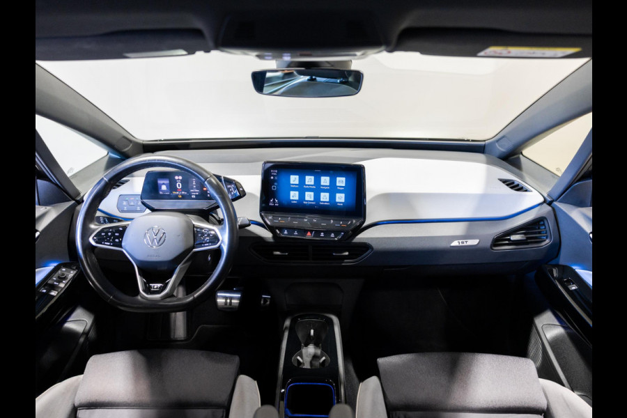 Volkswagen ID.3 First Max 58 kWh SOH 89% / 204pk / Panorama dak / Head-Up display / Stoel en stuur verwarming /