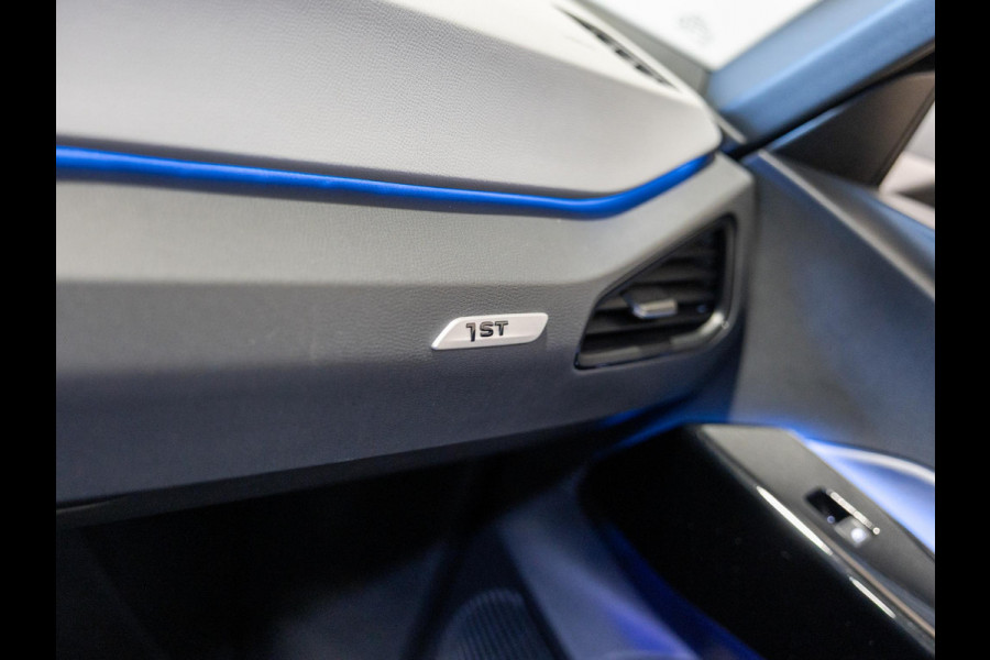 Volkswagen ID.3 First Max 58 kWh SOH 89% / 204pk / Panorama dak / Head-Up display / Stoel en stuur verwarming /