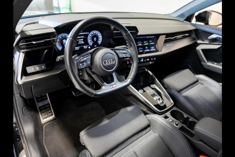 Audi A3 Sportback 30 TFSI S-Line edition / 110pk / NAP / Afgevlakt stuurwiel /