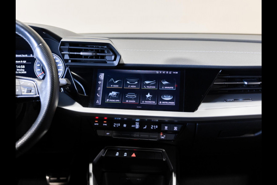 Audi A3 Sportback 30 TFSI S-Line edition / 110pk / NAP / Afgevlakt stuurwiel /