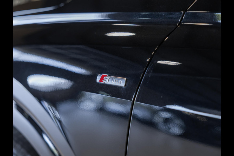 Audi Q4 e-tron 40 S-Line Competition 77 kWh SOH 93% / 204pk / Achteruitrij camera / Ruitjesbekleding / Head-up display /