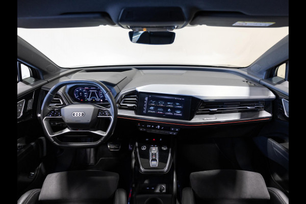 Audi Q4 e-tron 40 S-Line Competition 77 kWh SOH 93% / 204pk / Achteruitrij camera / Ruitjesbekleding / Head-up display /