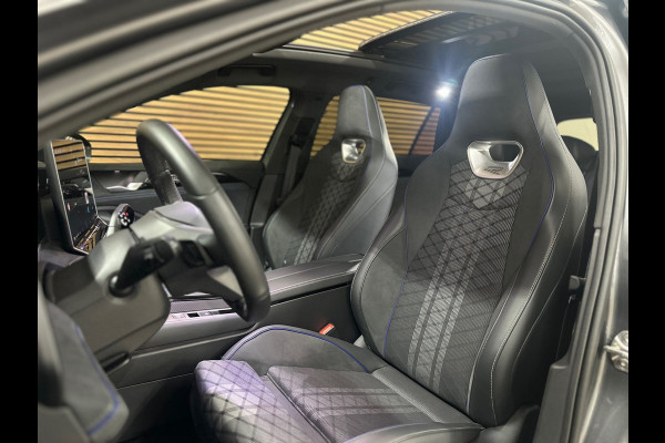 Volkswagen Passat Variant 1.5 eHybrid R-Line Black Edition | Garantie tot 2031 |272PK| Pano | Matrix | HUD | Massage | Trekhaak