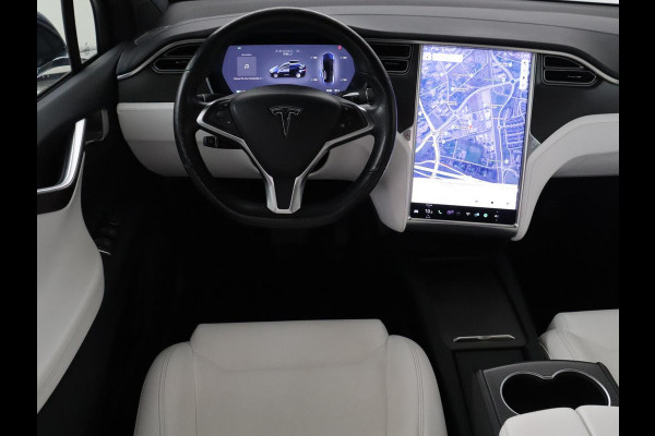 Tesla Model X 75D Base | SOH 88,4% | Leder | Memory | Cruise Control | Stuur/stoel verwarming | Camera | Park assist | Sfeerverlichting | Climate control