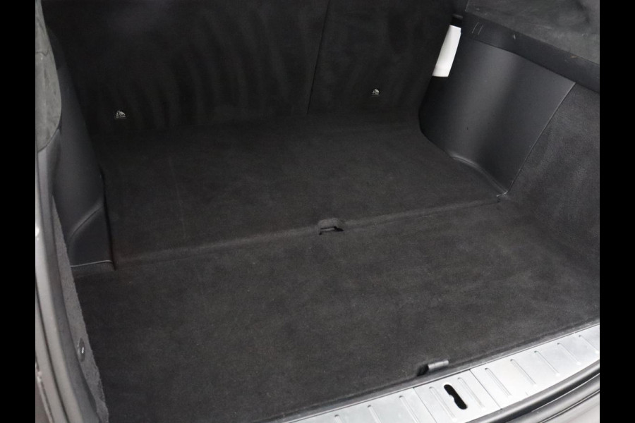 Tesla Model X 75D Base | SOH 88,4% | Leder | Memory | Cruise Control | Stuur/stoel verwarming | Camera | Park assist | Sfeerverlichting | Climate control