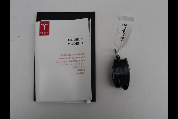 Tesla Model X 75D Base | SOH 88,4% | Leder | Memory | Cruise Control | Stuur/stoel verwarming | Camera | Park assist | Sfeerverlichting | Climate control