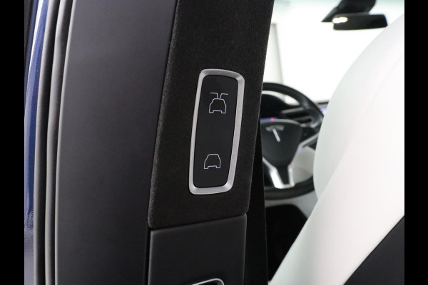 Tesla Model X 75D Base | SOH 88,4% | Leder | Memory | Cruise Control | Stuur/stoel verwarming | Camera | Park assist | Sfeerverlichting | Climate control