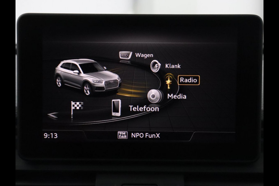 Audi Q5 50 TFSI e quattro S edition | SOH 85,5% | Panoramadak | Half leder | Stoelverwarming | Adaptive cruise | Dodehoek detectie | Camera | Park assist | Navigatie | Bluetooth | Climate control
