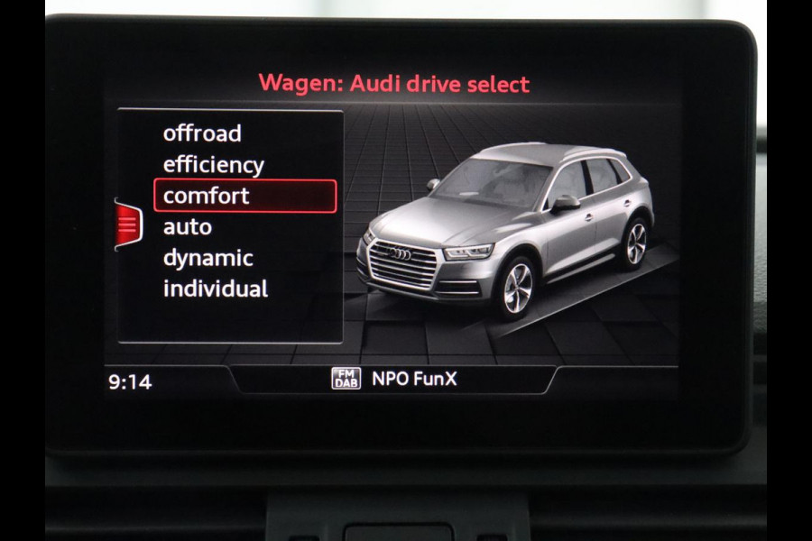 Audi Q5 50 TFSI e quattro S edition | SOH 85,5% | Panoramadak | Half leder | Stoelverwarming | Adaptive cruise | Dodehoek detectie | Camera | Park assist | Navigatie | Bluetooth | Climate control