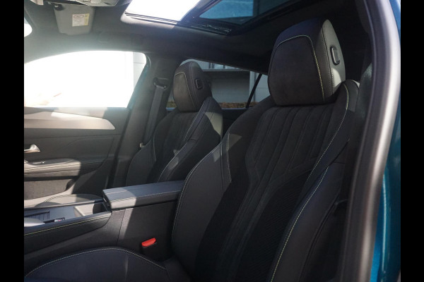 Peugeot e-408 GT Avantage 58 kWh Panoramadak SoH 99%