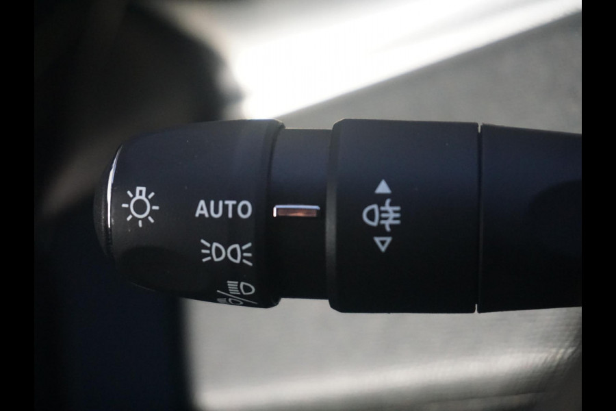 Peugeot e-408 GT Avantage 58 kWh Panoramadak SoH 99%