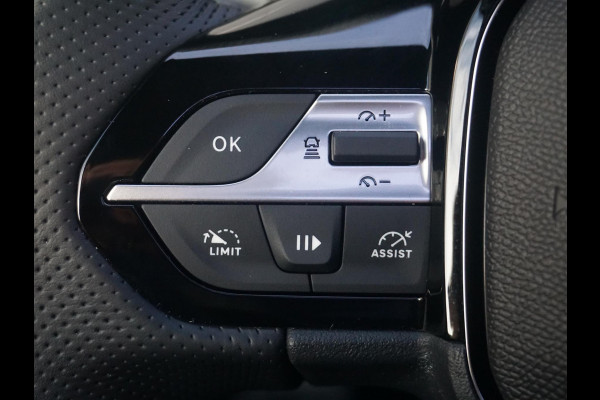 Peugeot e-408 GT Avantage 58 kWh Panoramadak SoH 99%