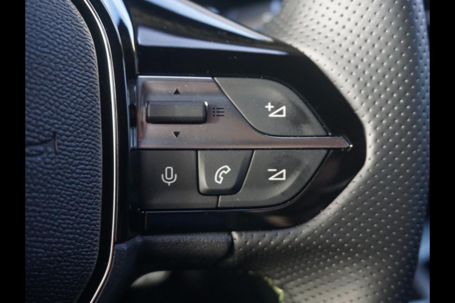 Peugeot e-408 GT Avantage 58 kWh Panoramadak SoH 99%