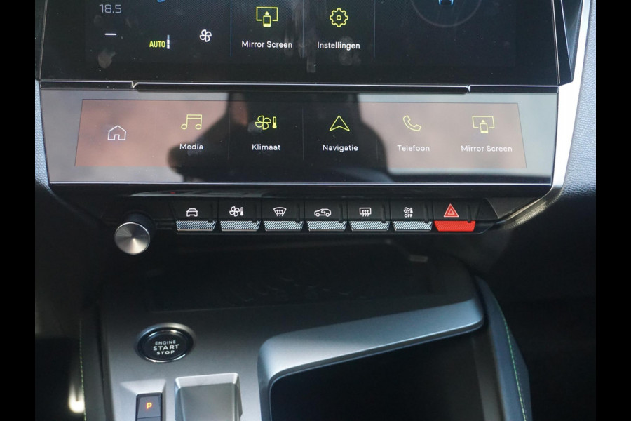 Peugeot e-408 GT Avantage 58 kWh Panoramadak SoH 99%