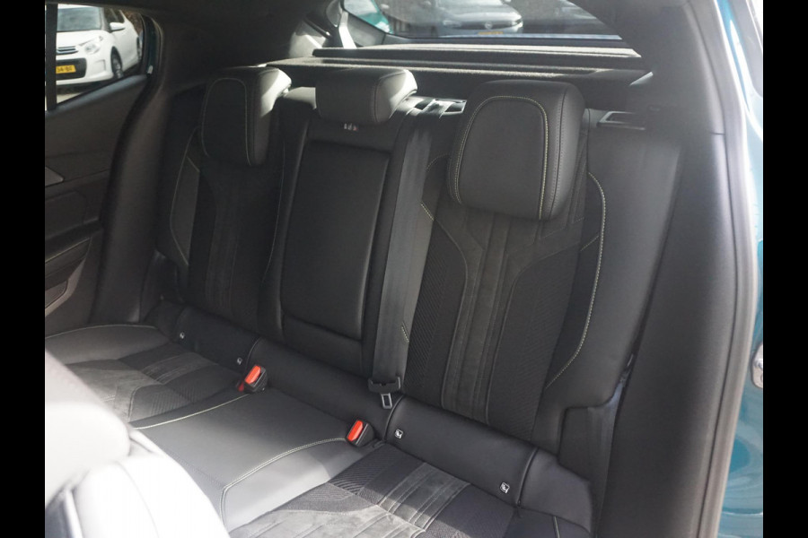 Peugeot e-408 GT Avantage 58 kWh Panoramadak SoH 99%