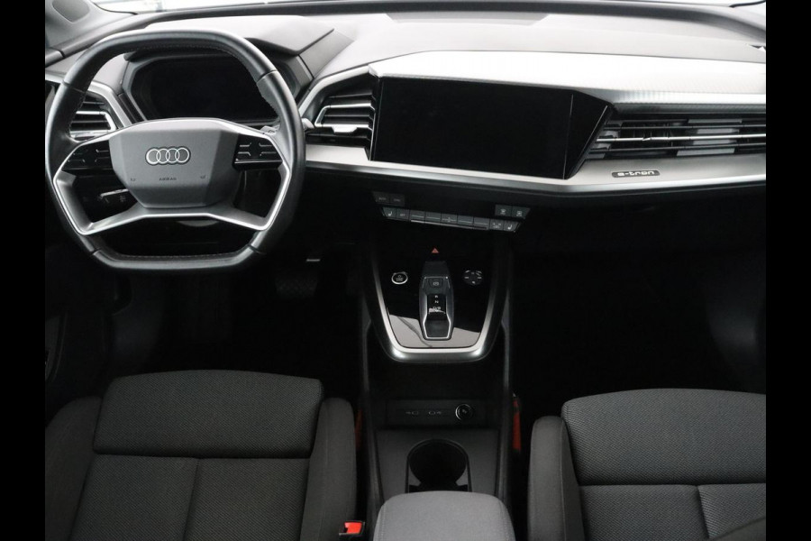 Audi Q4 e-tron 40 Launch edition Advanced 77 kWh | SOH 89,7% | Cruise control | Stoelverwarming | Park assist | Navigatie | Carplay |Climate control