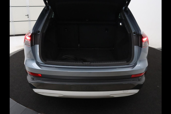 Audi Q4 e-tron 40 Launch edition Advanced 77 kWh | SOH 89,7% | Cruise control | Stoelverwarming | Park assist | Navigatie | Carplay |Climate control
