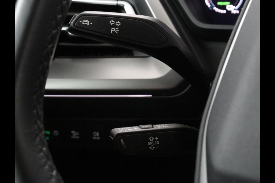 Audi Q4 e-tron 40 Launch edition Advanced 77 kWh | SOH 89,7% | Cruise control | Stoelverwarming | Park assist | Navigatie | Carplay |Climate control