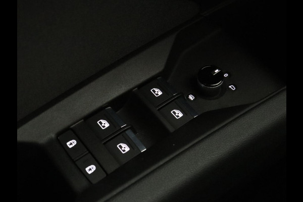Audi Q4 e-tron 40 Launch edition Advanced 77 kWh | SOH 89,7% | Cruise control | Stoelverwarming | Park assist | Navigatie | Carplay |Climate control