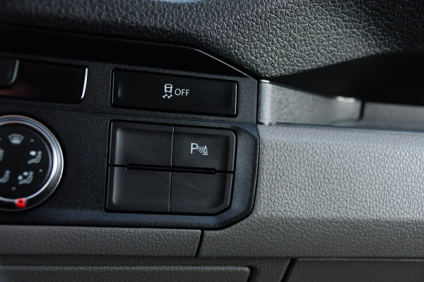 MAN TGE 3.180 35 2.0 L3H2 DC PB Edition Camera, Cruise, Carplay, LED, 177pk, Automaat, Sensoren, Multimedia, Uniek!