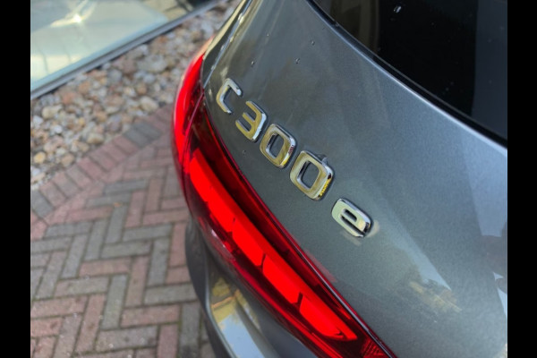 Mercedes-Benz C-Klasse Estate 300e T AVANTGARDE ** LED, PANO, TREKH, MEMORY, BURMESTER, WINTER, 18-inch LMV ** Ex MB-AG - UNFALLFREI ** ** INFORMEER OOK NAAR ONZE AANTREKKELIJKE FINANCIAL-LEASE TARIEVEN **