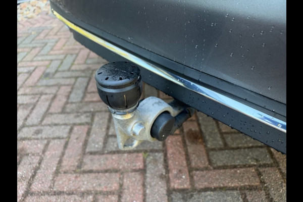 Mercedes-Benz C-Klasse Estate 300e T AVANTGARDE ** LED, PANO, TREKH, MEMORY, BURMESTER, WINTER, 18-inch LMV ** Ex MB-AG - UNFALLFREI ** ** INFORMEER OOK NAAR ONZE AANTREKKELIJKE FINANCIAL-LEASE TARIEVEN **