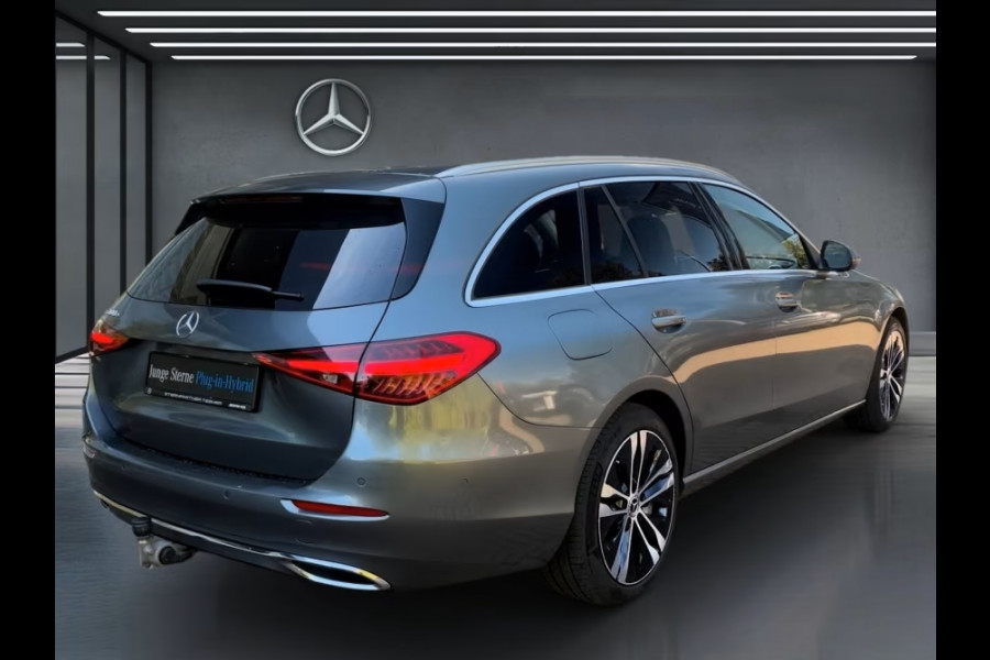 Mercedes-Benz C-Klasse Estate 300e T AVANTGARDE ** LED, PANO, TREKH, MEMORY, BURMESTER, WINTER, 18-inch LMV ** Ex MB-AG - UNFALLFREI ** ** INFORMEER OOK NAAR ONZE AANTREKKELIJKE FINANCIAL-LEASE TARIEVEN **