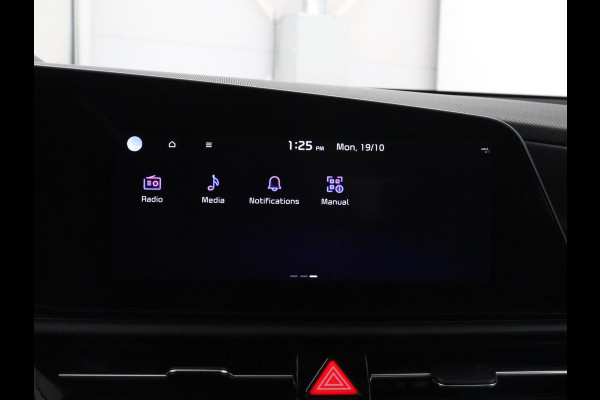 Kia Niro EV DynamicLine 64.8 kWh | SOH 95,4% | Half leder | Adaptive cruise | Trekhaak | Camera | Park assist | Climate control | Carplay | Full LED