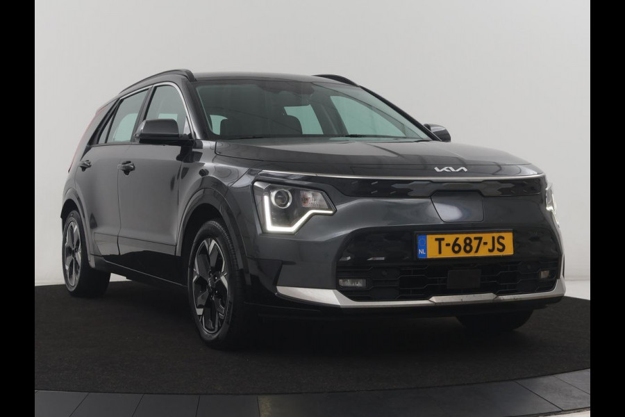 Kia Niro EV DynamicLine 64.8 kWh | SOH 95,4% | Half leder | Adaptive cruise | Trekhaak | Camera | Park assist | Climate control | Carplay | Full LED