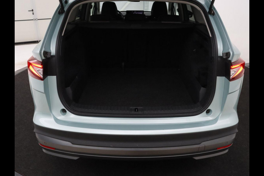 Škoda Enyaq iV 60 | SOH 91,8% | Cruise control | Stuur/stoel verwarming | Camera | Park assist | Sfeerverlichting | Climate control | Carplay
