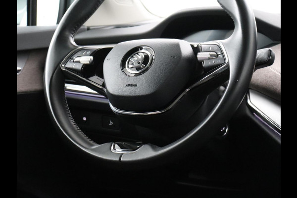 Škoda Enyaq iV 60 | SOH 91,8% | Cruise control | Stuur/stoel verwarming | Camera | Park assist | Sfeerverlichting | Climate control | Carplay