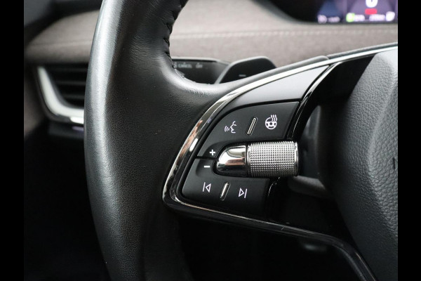 Škoda Enyaq iV 60 | SOH 91,8% | Cruise control | Stuur/stoel verwarming | Camera | Park assist | Sfeerverlichting | Climate control | Carplay