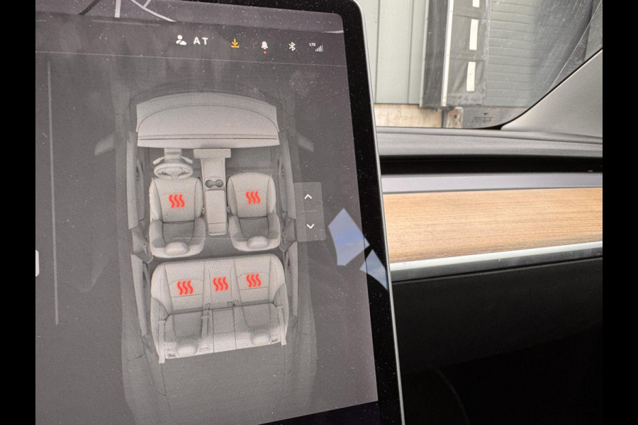 Tesla Model 3 Long Range AWD 75 kWh | SOH: 90,4% | Full Self-Driving Capability Pack | V+A stoel & stuur verwarming |
