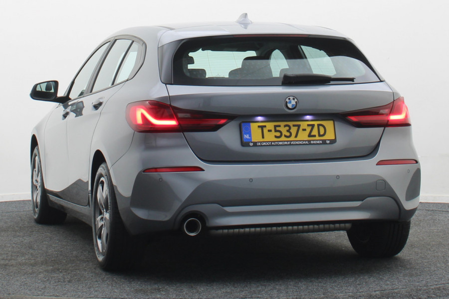 BMW 1-serie 118i Eerste Eigenaar, Virtual Cockpit, Cruise, Apple Carplay, Rijstrooksensor, PDC, 16''
