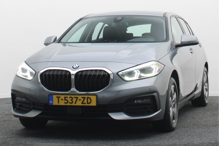 BMW 1-serie 118i Eerste Eigenaar, Virtual Cockpit, Cruise, Apple Carplay, Rijstrooksensor, PDC, 16''