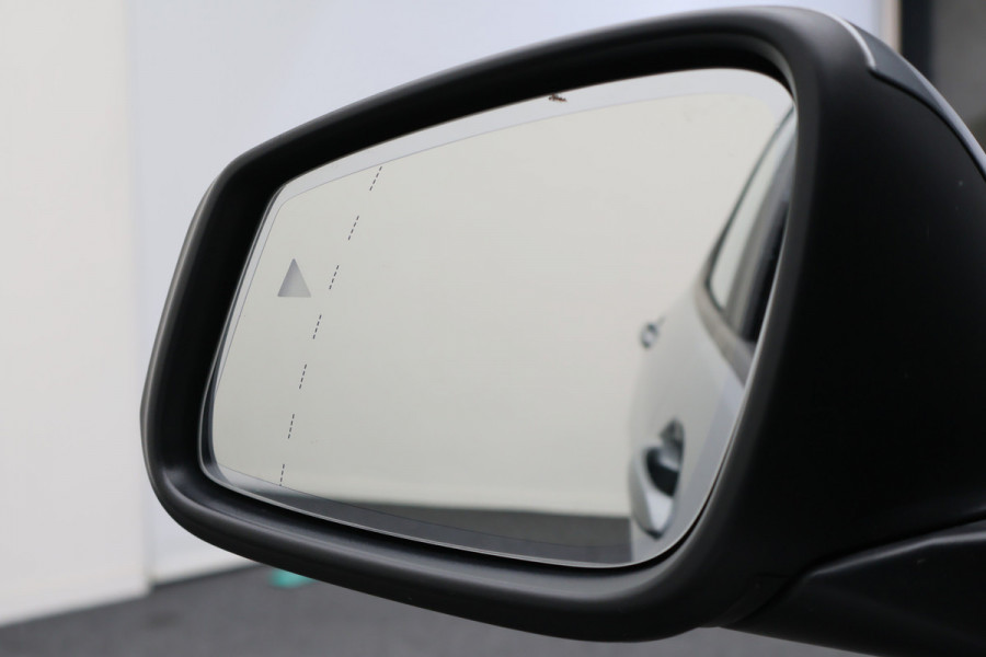 BMW 1-serie 118i Eerste Eigenaar, Virtual Cockpit, Cruise, Apple Carplay, Rijstrooksensor, PDC, 16''