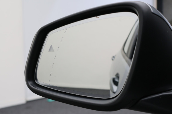 BMW 1-serie 118i Eerste Eigenaar, Virtual Cockpit, Cruise, Apple Carplay, Rijstrooksensor, PDC, 16''