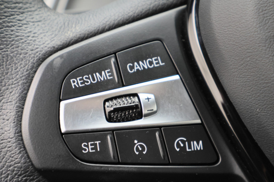 BMW 1-serie 118i Eerste Eigenaar, Virtual Cockpit, Cruise, Apple Carplay, Rijstrooksensor, PDC, 16''